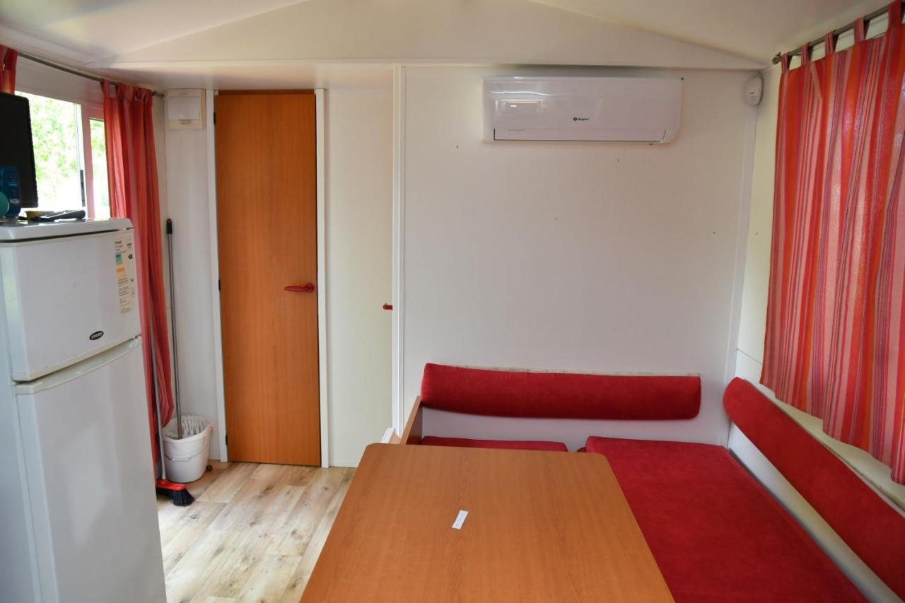 Hotel Balatontourist Berény Naturist Camping Balatonberény Esterno foto